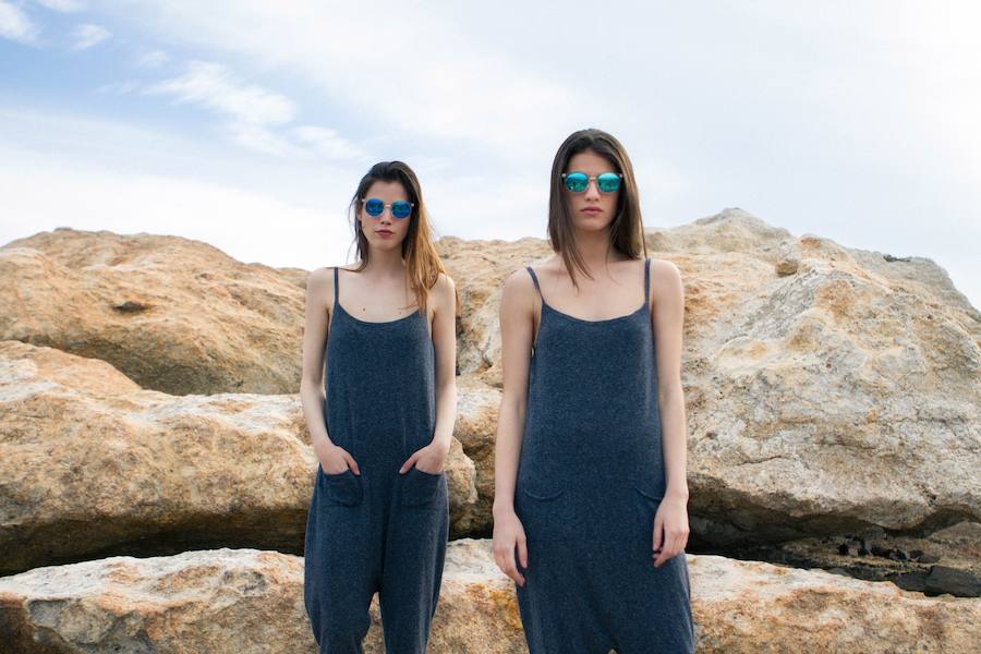 Un viaje a Kuala lumpur inspiró a dos jóvenes de Barcelona ha crear esta firma de gafas de sol que ofrece diseños atemporales.