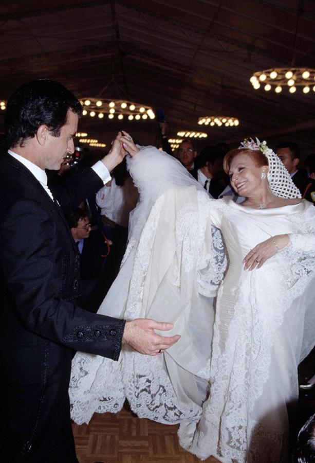 Se conocieron en el dentista, se casaron en la finca 'Yerbabuena' y ya no se separaron.