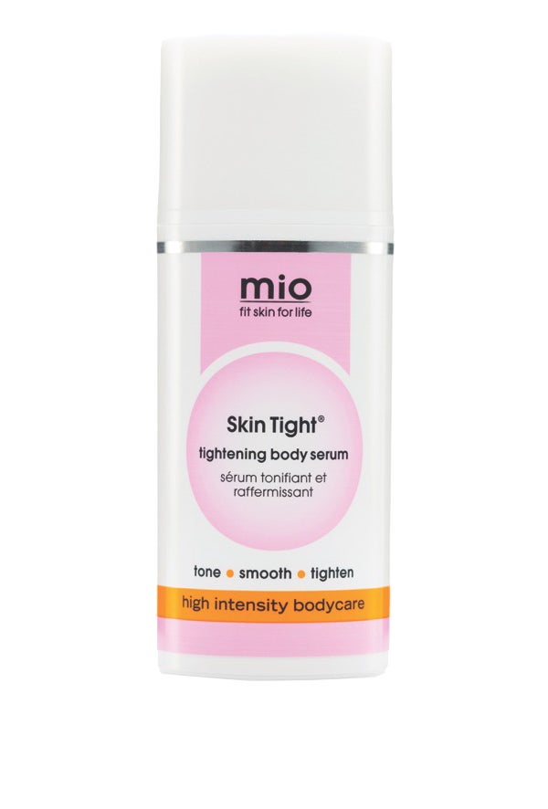 Una fórmula intensiva y muy poderosa que tensa, eleva y tonifica la piel. Con papaya y ácidos frutales para una suave exfoliación, y vitamina C para la producción de colágeno y los procesos de regeneración cutáneos. (55€).