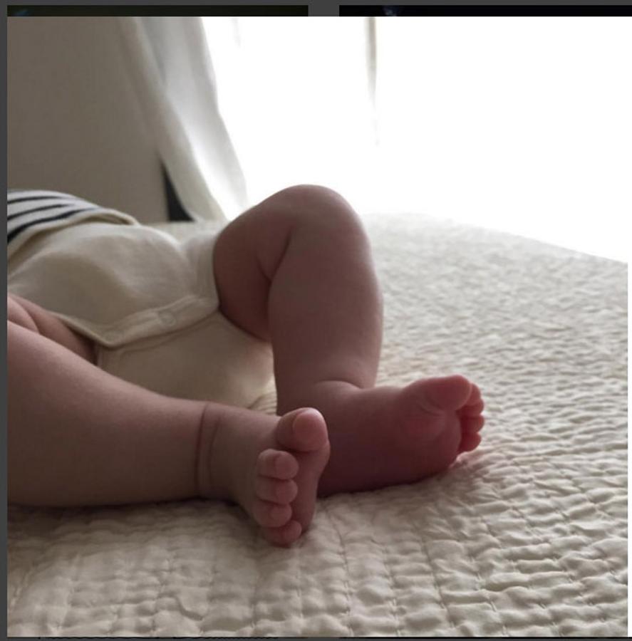 La segunda hija del futbolista Carles Puyol y la modelo Vanesa Lorenzo también cuenta con su DNI en Instagram.