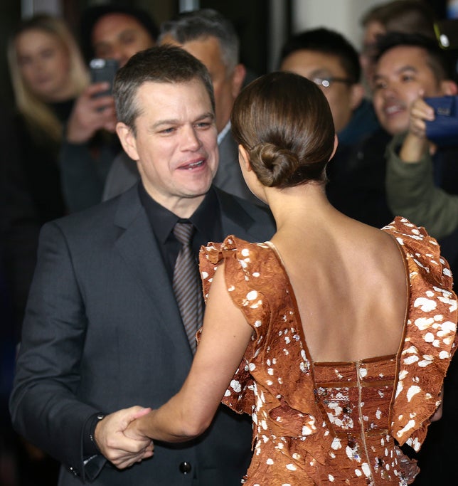 La actriz lució un favorecedor recogido bajo ladeado, sencillo, con mucho estilo, y perfecto para que copies este verano.