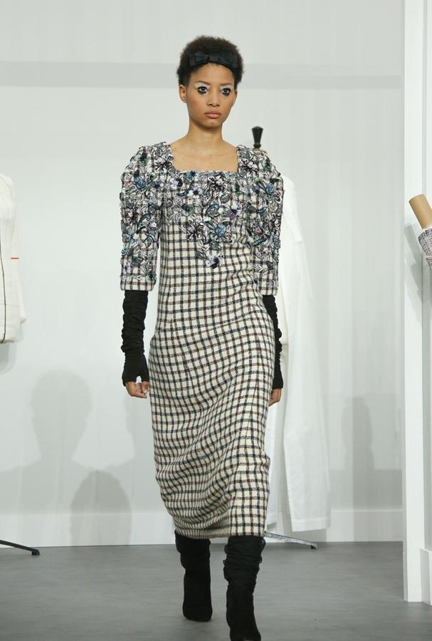 Los cuadros también hacen su aparición en esta colección de la casa francesa