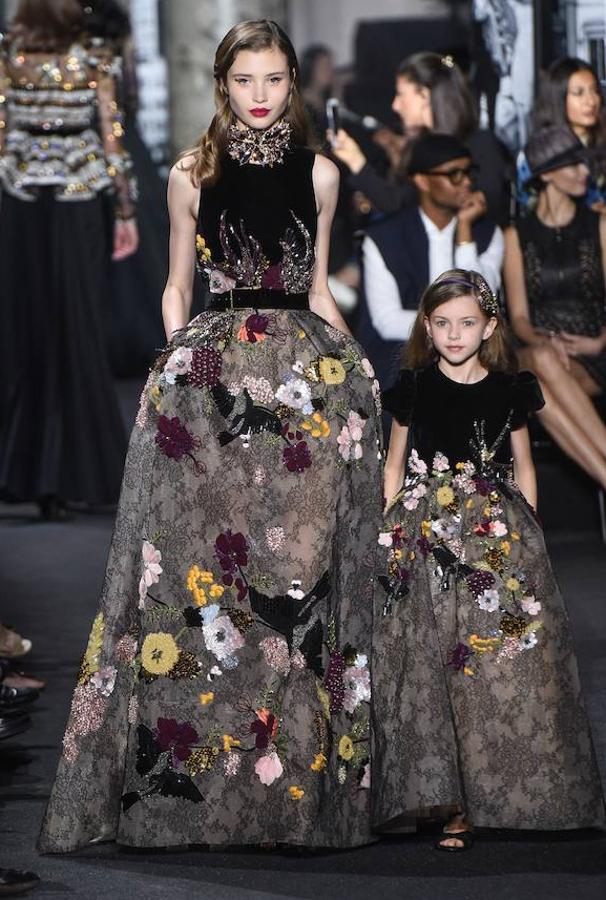 Las peques de la casa también pueden ser princesas con looks como este