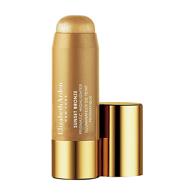 Sunset Bronze Iluminador Prismático de Elizabeth Arden (32 €).