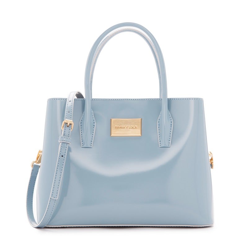 En color azul, uno de los modelos que Bimba&Lola tiene con descuentos este verano (Precio rebajado de 165 euros a 62 euros)