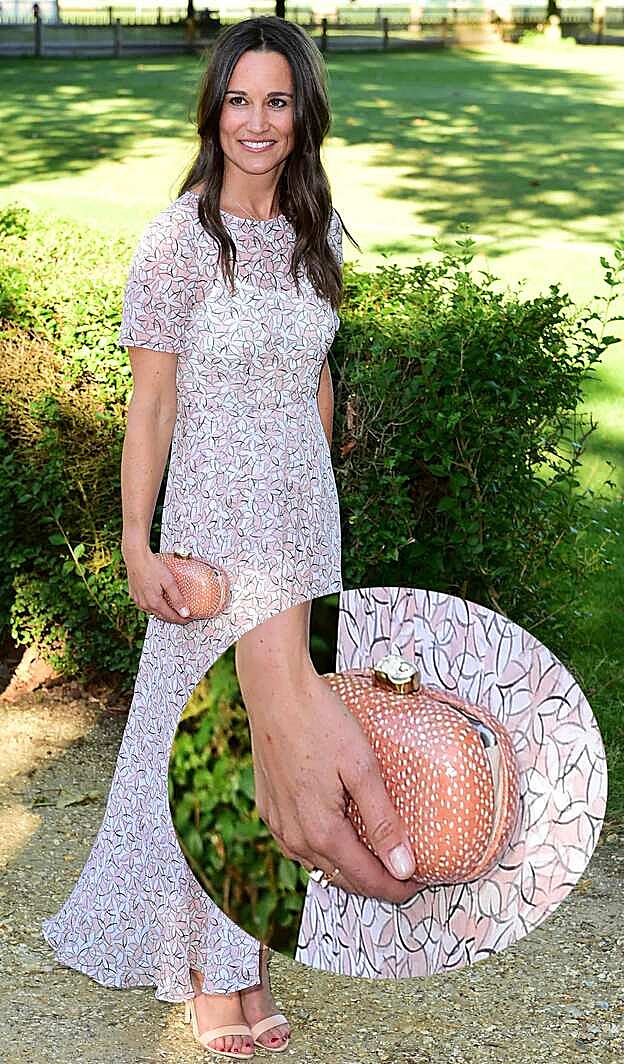 Detalle del look de LK Bennet de Pippa Middleton, y de su anillo de compromiso.