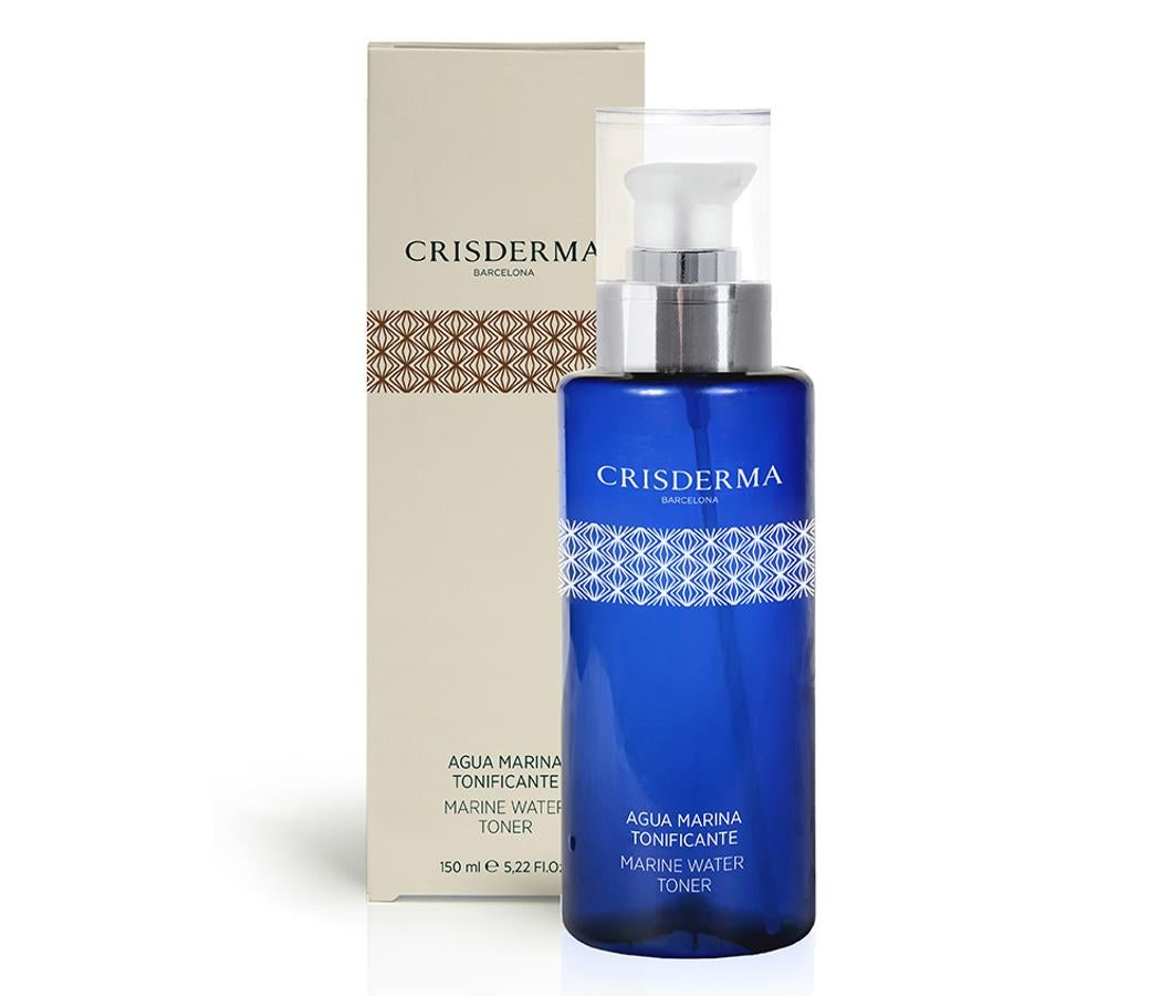 Agua termal marina, alga Chlorella Vulgaris con una composición muy similar al colágeno humano y Plancton Marino, que ayuda a equilibrar la piel. El spray caduca en 12 meses tras su apertura. (34,95 €)