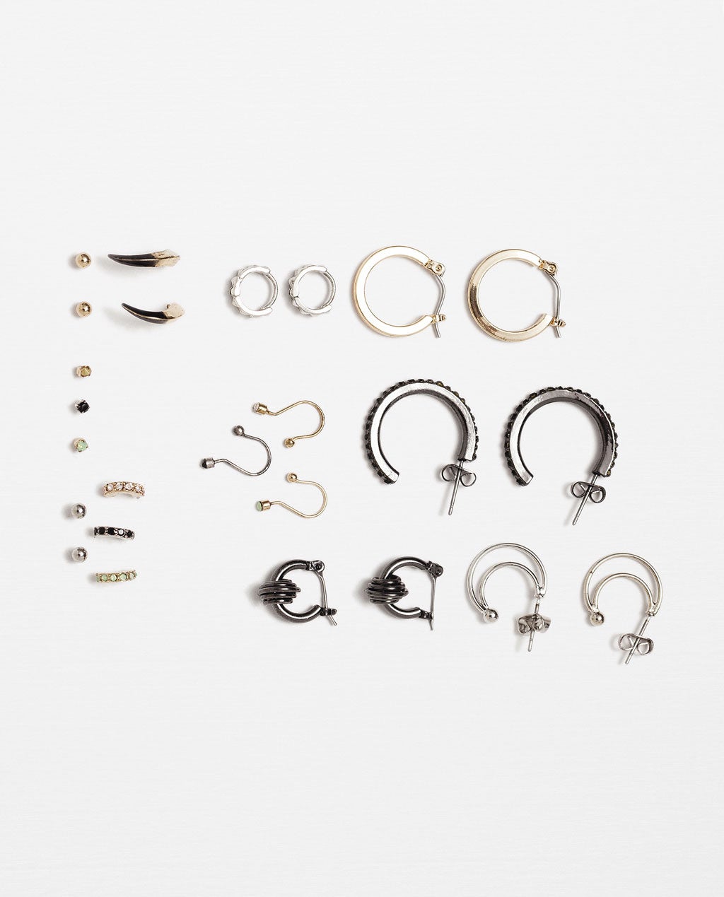 Pack de pendientes de Zara. Precio: 12'95€