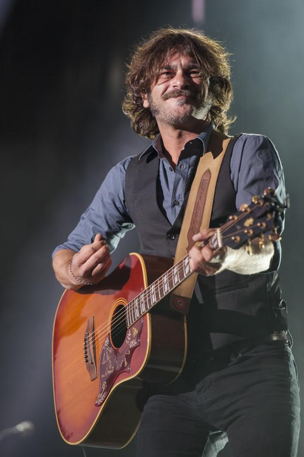 La actuación del madrileño Quique González fue una de las más esperadas por el público.