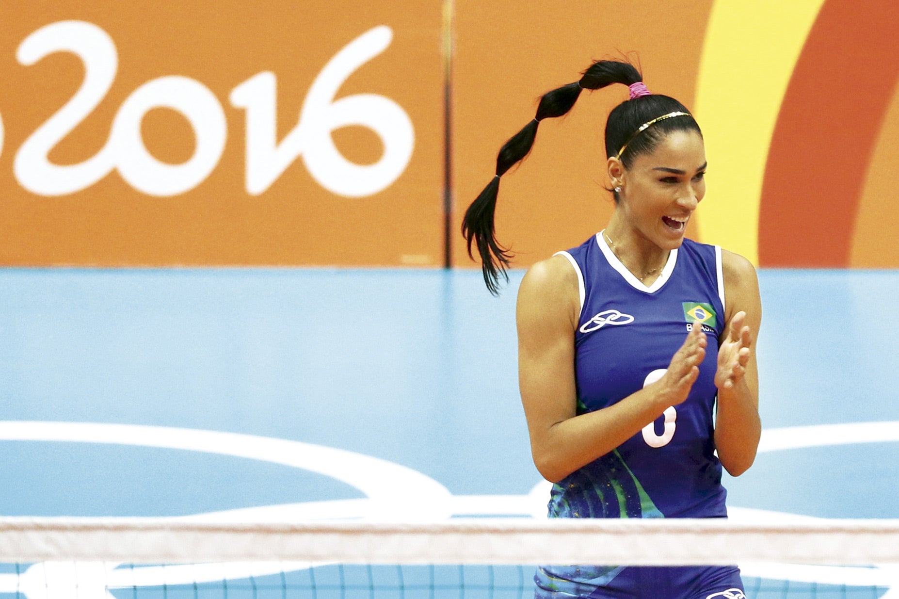 Jaqueline Carvalho. Jugadora de voleibol, 32 años. Brasil. Es la prima donna del deporte brasileño, con carácter, omnipresente en campañas publicitarias, y atacante implacable. Aunque últimamente se habla más de su vida de telenovela, después de que su marido fuera excluido del equipo olímpico de voleibol y ella le enviara un mensaje de apoyo tan apasionado como teatral.