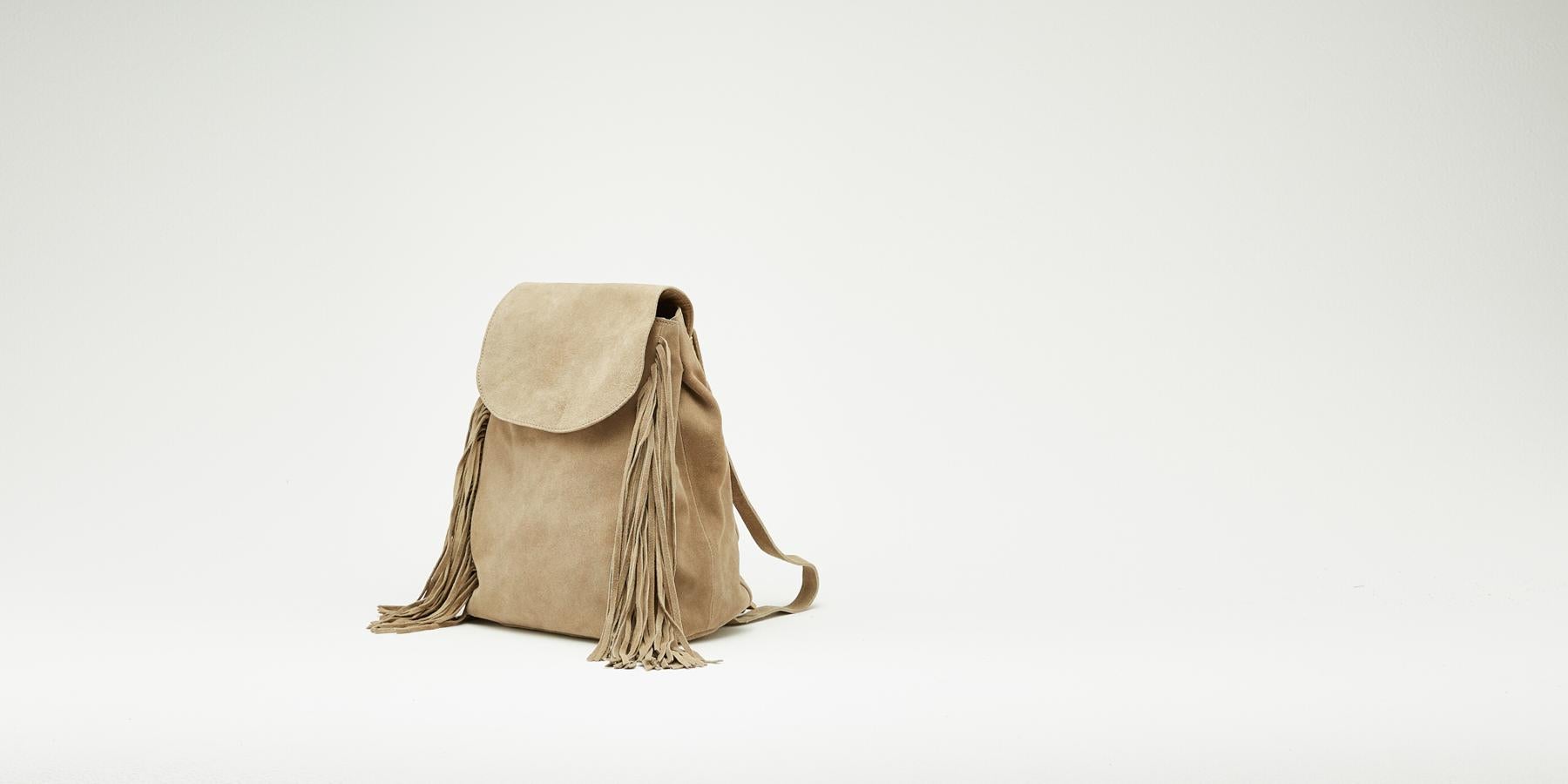 Si lo tuyo es el estilo boho, ficha este modelo de Sfera (Precio: 29.99 euros)