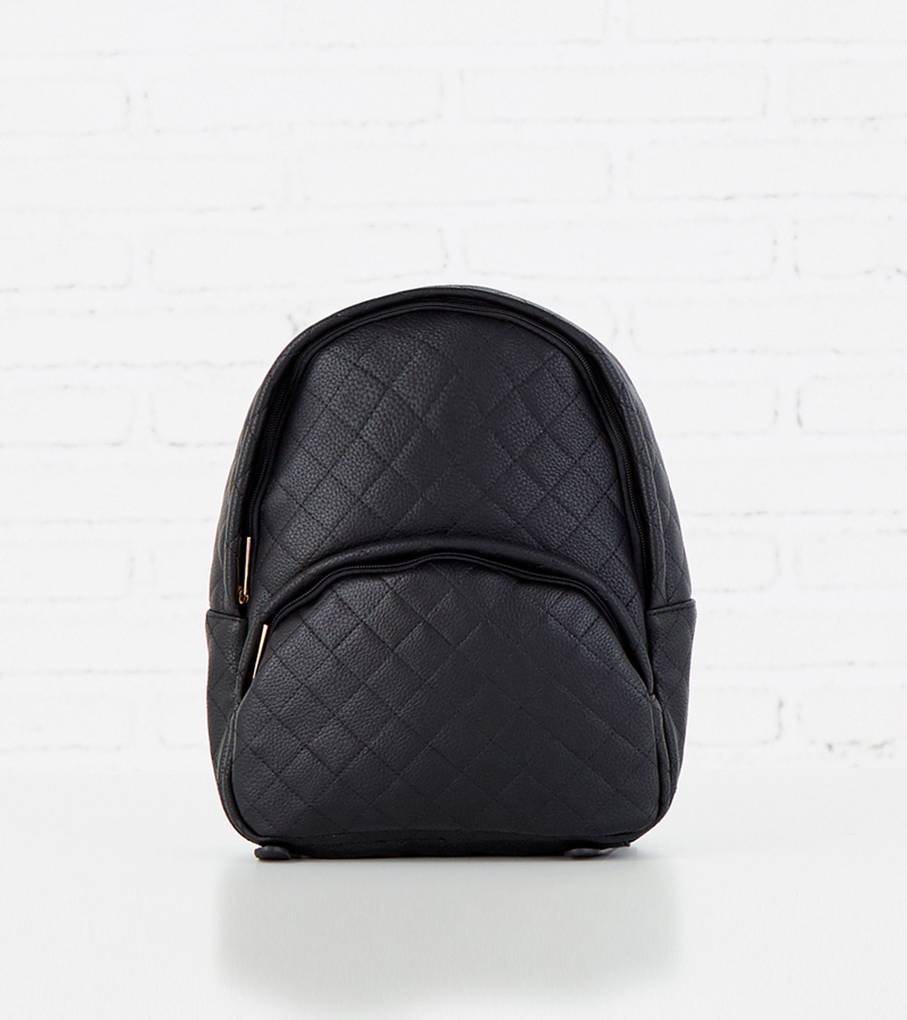 En color negro y acolchada, la versión deportiva de mochila de Springfield (Precio: 29.99 euros)