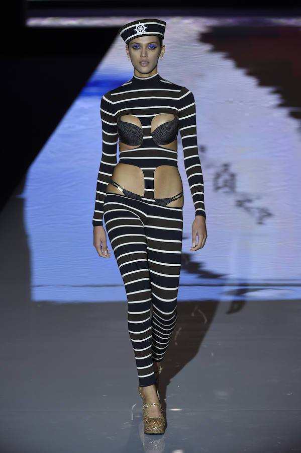 Andrés Sardá vuelve a sacar el lado más sexy de la mujer con sus piezas de lencería