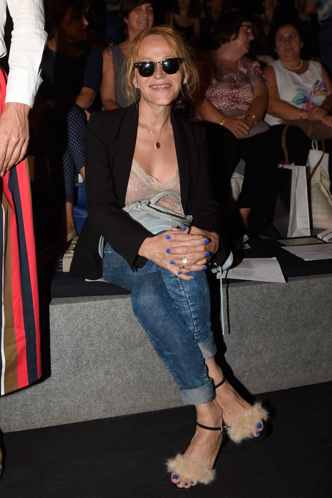 La actriz Antonia San Juan disfrutaba del desfile de Devota&Lomba.