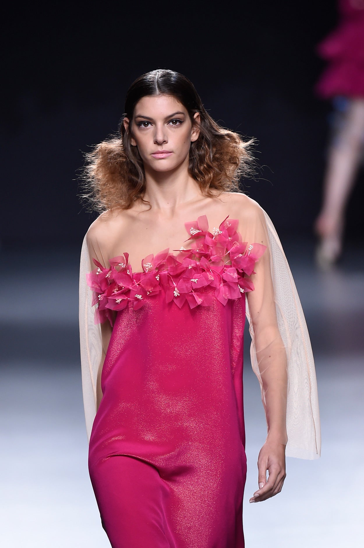 Los motivos florales daban ese toque femenino a todos los looks que lucieron en la pasarela.