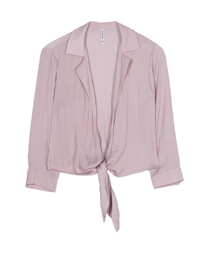 En un rosa empolvado, esta blusa de Stradivarius es perfecta para unirse a la estética bailarina (CPV)