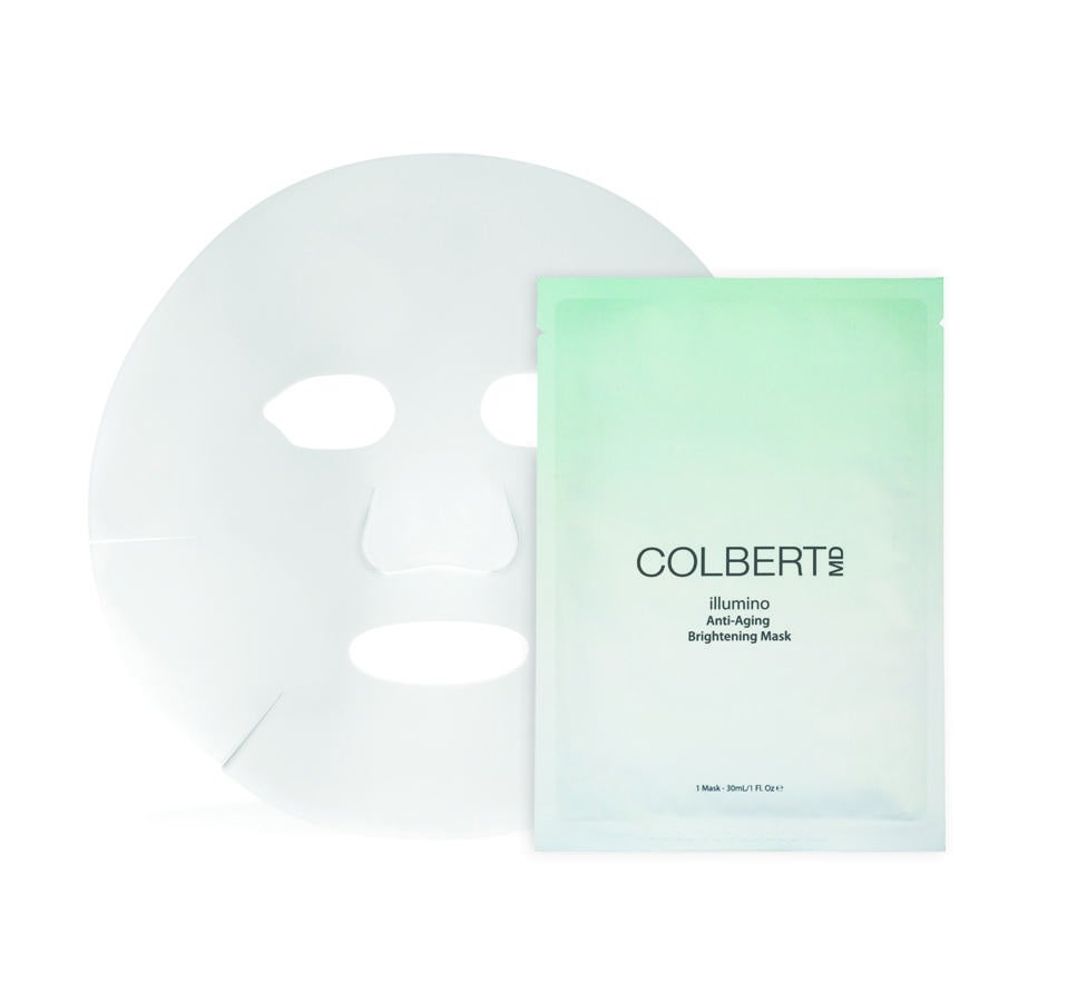 Utiliza la tecnología patentada QuSome para rejuvenecer la piel dañada o con signos de fatiga. Reduce visiblemente las manchas oscuras y las imperfecciones, estimula la renovación celular y regenera la piel. Es perfecta como tratamiento de recuperación ya que devuelve la vitalidad a la piel. Aplicar una vez a la semana durante 20 minutos. (120€/5 mascarillas)