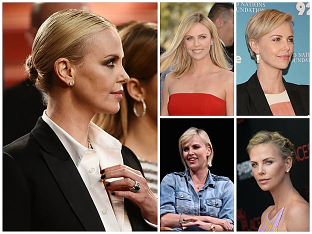 Charlize Theron, con el pelo rubio platino