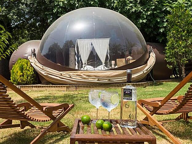 'Romance and Adventure in a Glass', de Martin Miller’s Gin, en Mil Estrelles