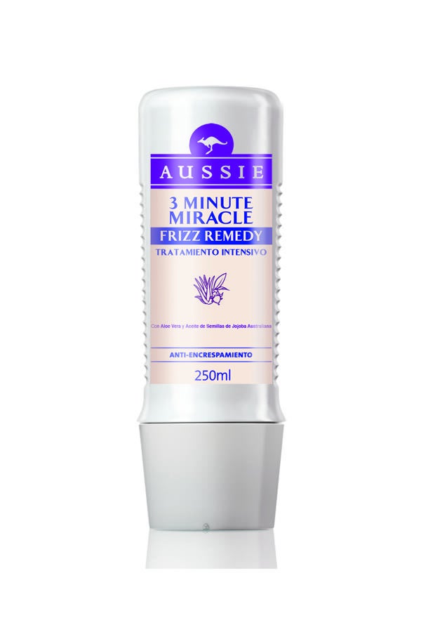 Un remedio rápido para acabar con el encrespamiento. Mezclado con la calidad natural del Aloe Vera y del Aceite de Semilla de Jojoba, este rico y jugoso tratamiento intensivo llega al fondo del asunto . Antes de que te des cuenta, tu encrespamiento estará completamente bajo control. (8,49€)