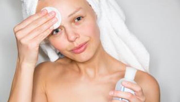 Fotos: 17 Tónicos faciales para un desmaquillado perfecto
