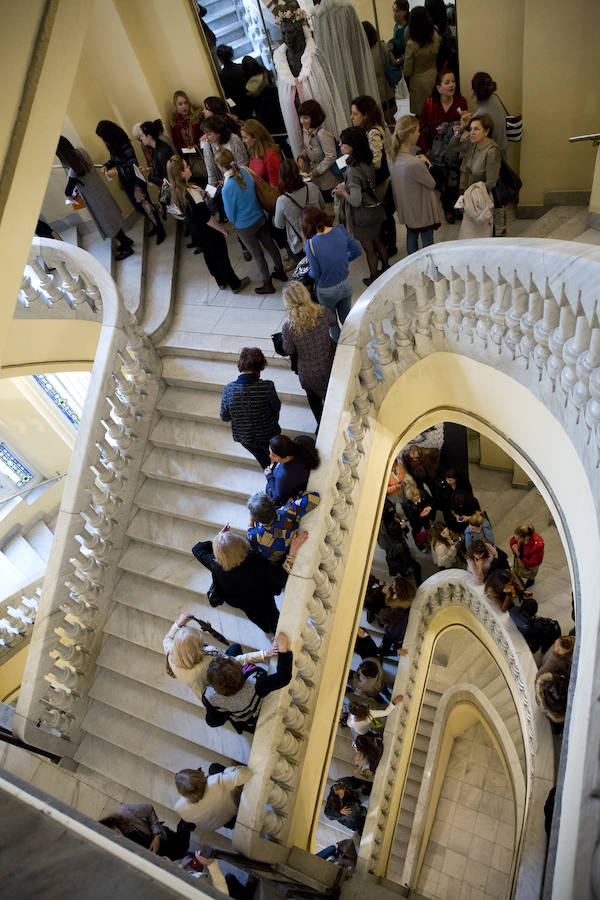 La escalera del Círculo de Bellas Artes de Madrid antes de la apertura de puertas del Beauty Day presentaba este aspecto.