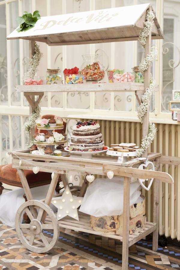 No puede faltar en una boda un 'candy bar' como el que expuso Dolce Viti.