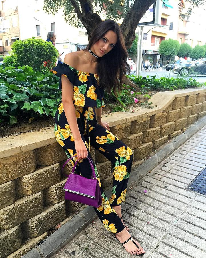 Nació en San Sebastián, creció en Santander y ahora vive en Madrid, pero su nombre y sus apellido se deben a que su padre es de Isla Mauricio.