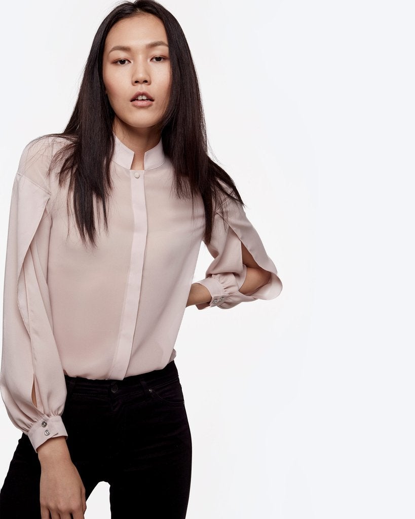 amisa con abertura en las mangas de Daya by Zendaya (Precio: $33'60 rebajado de $48)