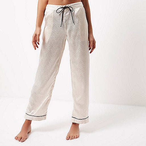 Pantalón de pijama de River Island (Precio: 9€ rebajado de 25€)