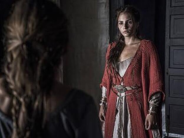 La actriz Andrea Duro durante una escena de la serie.