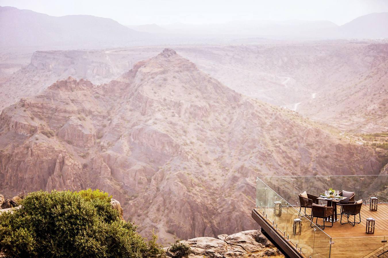 Su paisaje y la irrupción de marcas de lujo en hostelería, como Anantara, han colocado a Omán en las rutas turísticas.anantara.com.</