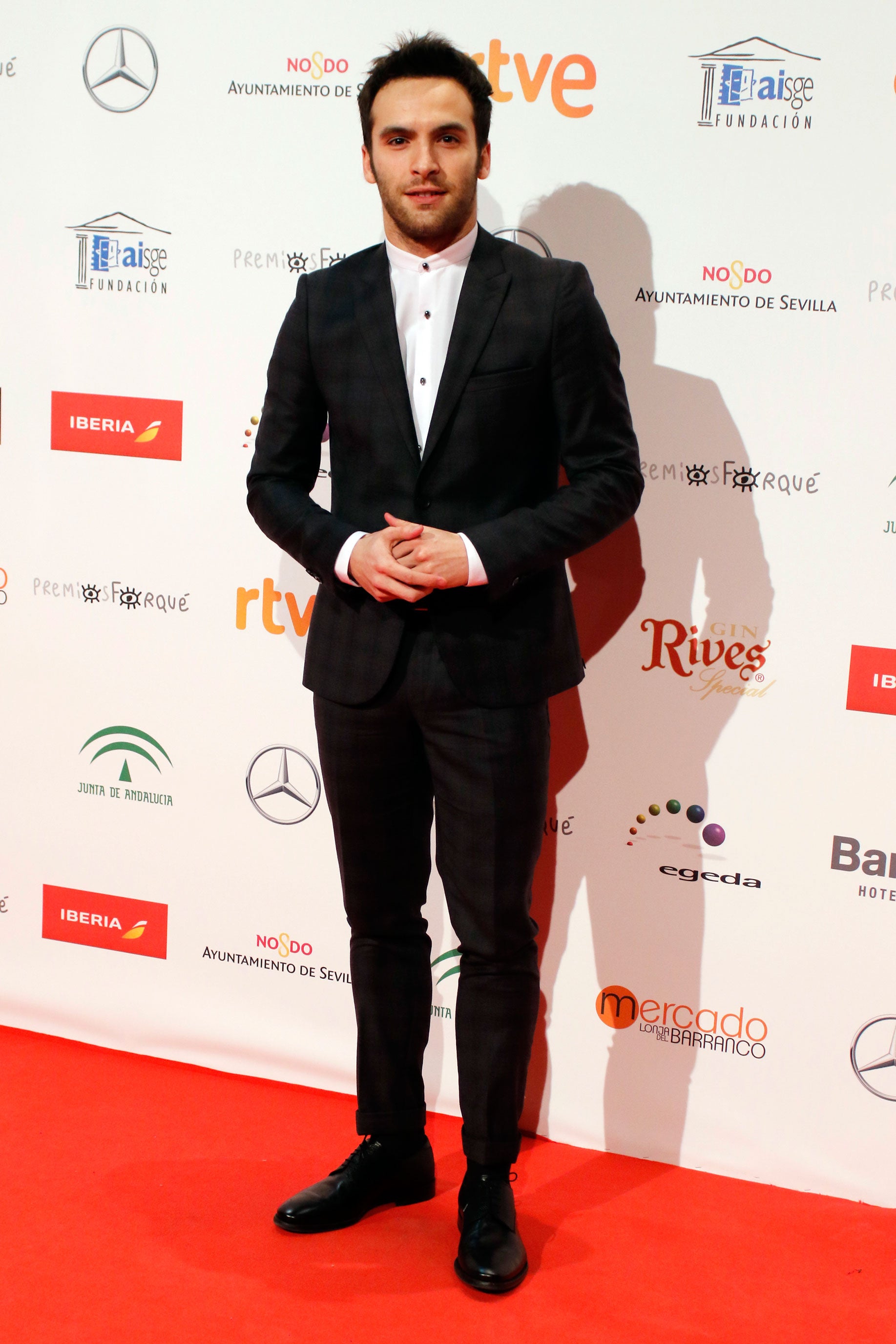 El actor Ricardo Gómez tampoco faltaba a los Premios Forqué 2017.