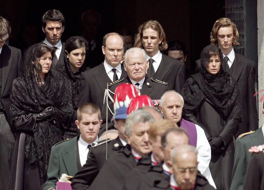 Cada año, los Grimaldo se unen para homenajear a Grace Kelly, que falleció en un accidente de automóvil.