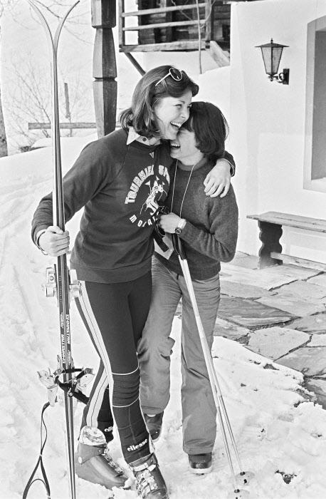 Igual que en verano viajaban por la costa francesa, en invierno era tradición que la familia Grimaldi esquiara en Gstaad, Suiza
