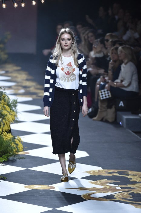 Esta colección se caracteriza por "esos toques circenses un poco decadentes, pero muy 'luxury'", como él mismo define.