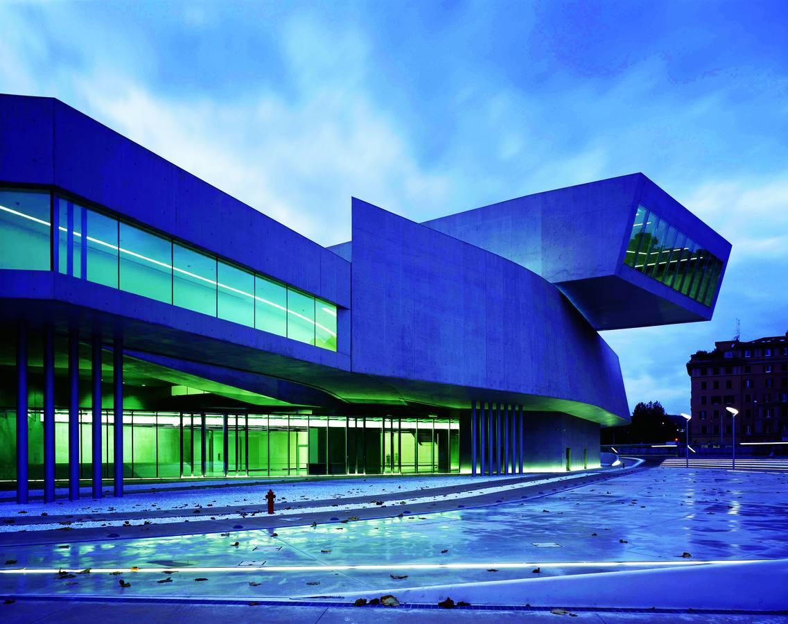 La Roma más contemporánea es la del MAXXI, el Museo Nacional de Arte del siglo XXI, de Zaha Hadidi. fondazionemaxxi.it.