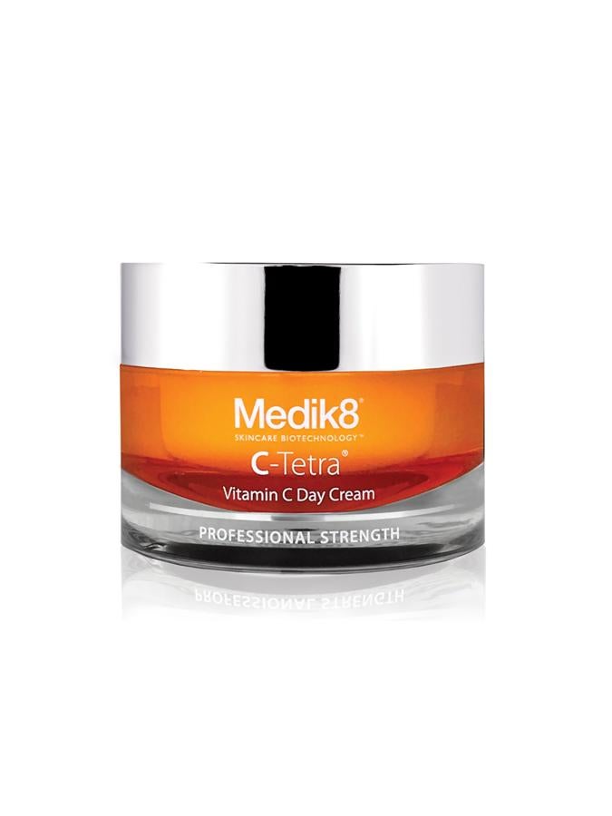 C-Tetra Crema de día con vitamina C de Medik8. Una lujosa crema de día ultra hidratante y de rápida absorción, con un poderoso combinado de vitamina C, vitamina E y antioxidantes. (51,50€)