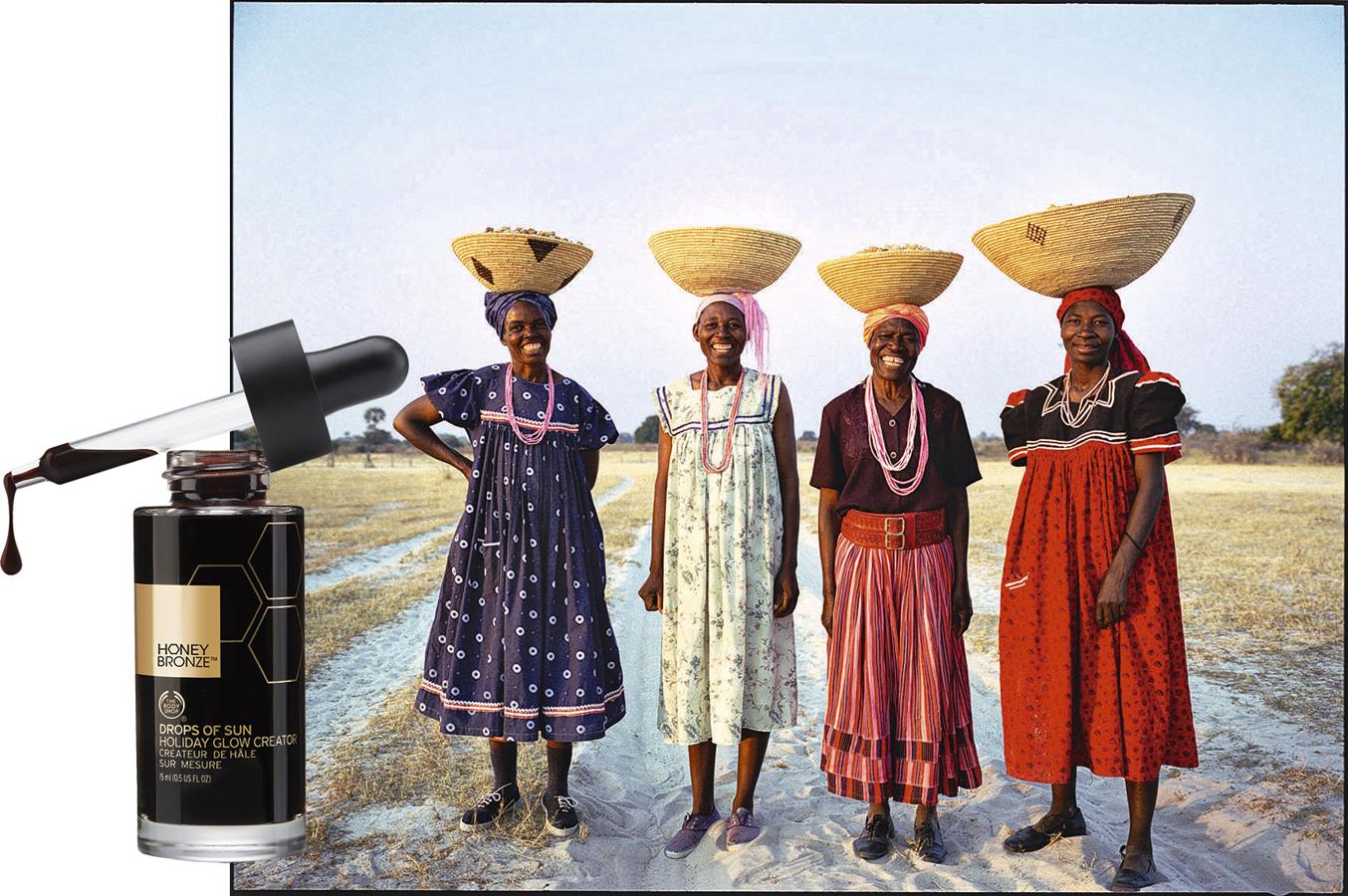 Hace 30 años, la firma cosmética The Body Shop comenzó a trabajar con comunidades en desarrollo de India, Ecuador o Etiopía. Y desde entonces ha logrado, con su programa Comercio con Comunidades, transformar pueblos, conservar cultivos y métodos agrícolas tradicionales, y fomentar la agricultura sostenible. www.thyebodyshop.com. Looks de dsquared2