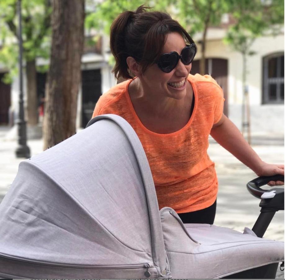 La actriz se convirtió en mamá el pasado 12 de marzo. "El amor es la poesía de los sentidos. O es sublime o no existe. Cuando existe es para siempre y va creciendo sin cesar. Gracias a la vida por traernos a Chiara", publicó Verbeke en Inbstagram para anunciar la llegada de su pequeña.