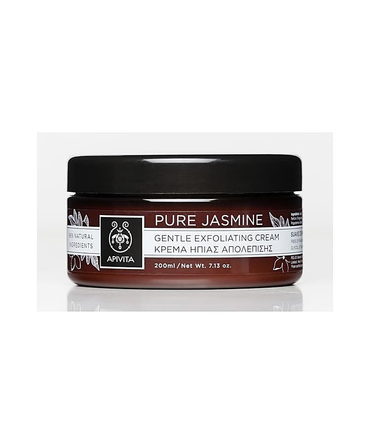 Inspirada en los principios de la aromaterapia, elimina las células muertas dejando la piel suave y revitalizada, al mismo tiempo que reafirma y aporta una sensación de euforia y bienestar. Las sales del Mar Muerto, la celulosa natural y las partículas de oliva eliminan las células muertas, además de revitalizar la piel. Los aceites de oliva, almendras y trigo hidratan y suavizan la piel. El extracto de lavanda hidrata y previene las irritaciones. (20€)