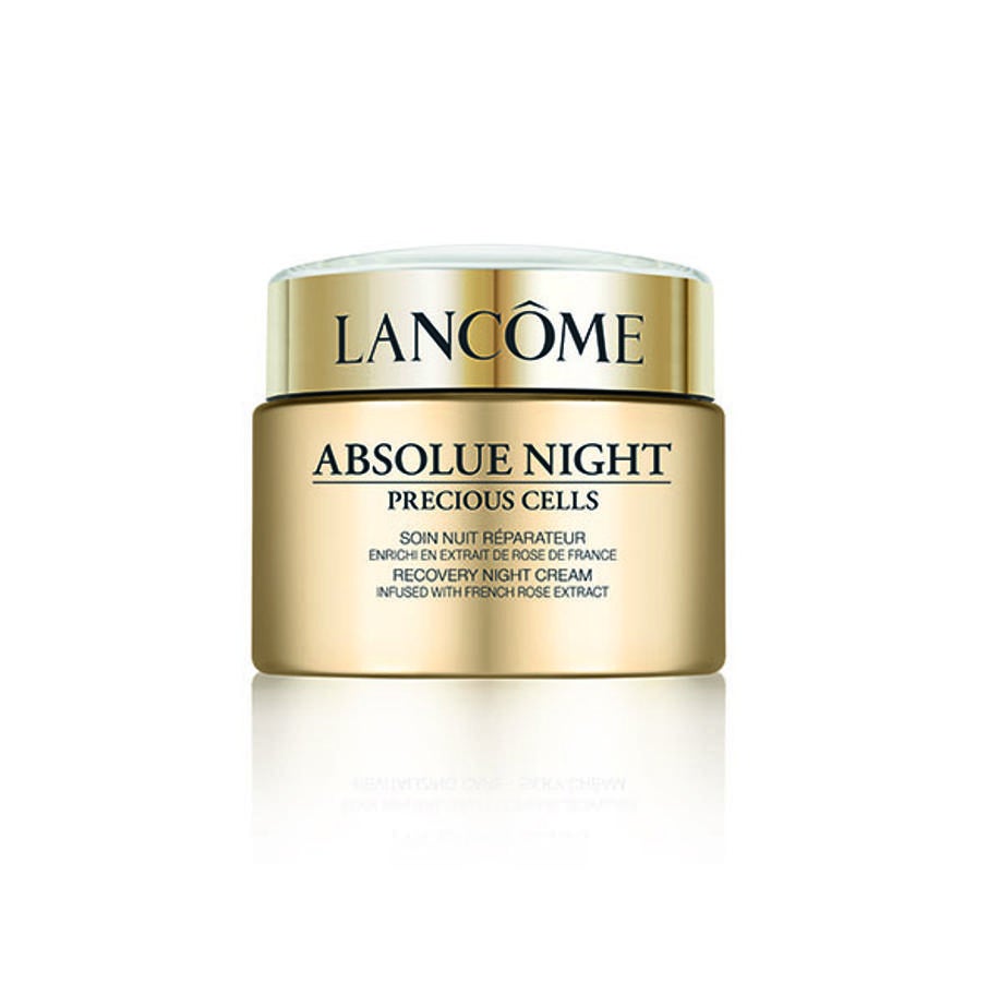 Crema de noche reparadora para nutrir y reparar los daños de la piel causados por las agresiones ambientales y los radicales libres. Enriquecida con destilado de Rosa y extracto de Rosa CO2, para revitalizar la piel. El Complejo Cold Cream está compuesto de cera de abeja y aceite de almendra dulce para calmar, aliviar y proteger la piel. El aspecto de las arrugas y las líneas de expresión se reducen para una apariencia más joven. (273€)