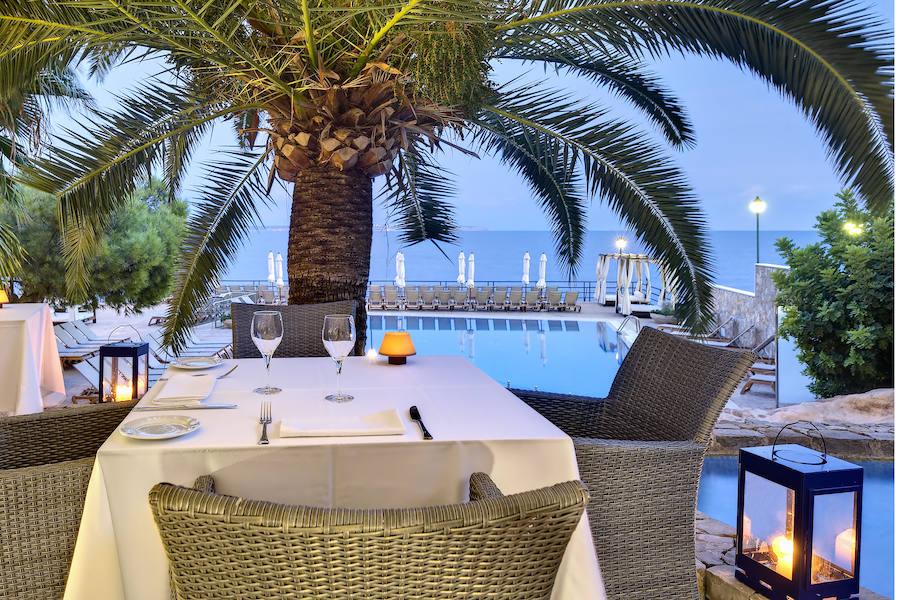 En el hotel Barceló Illetas Albatros (Passeig Illetes, 15, Mallorca).