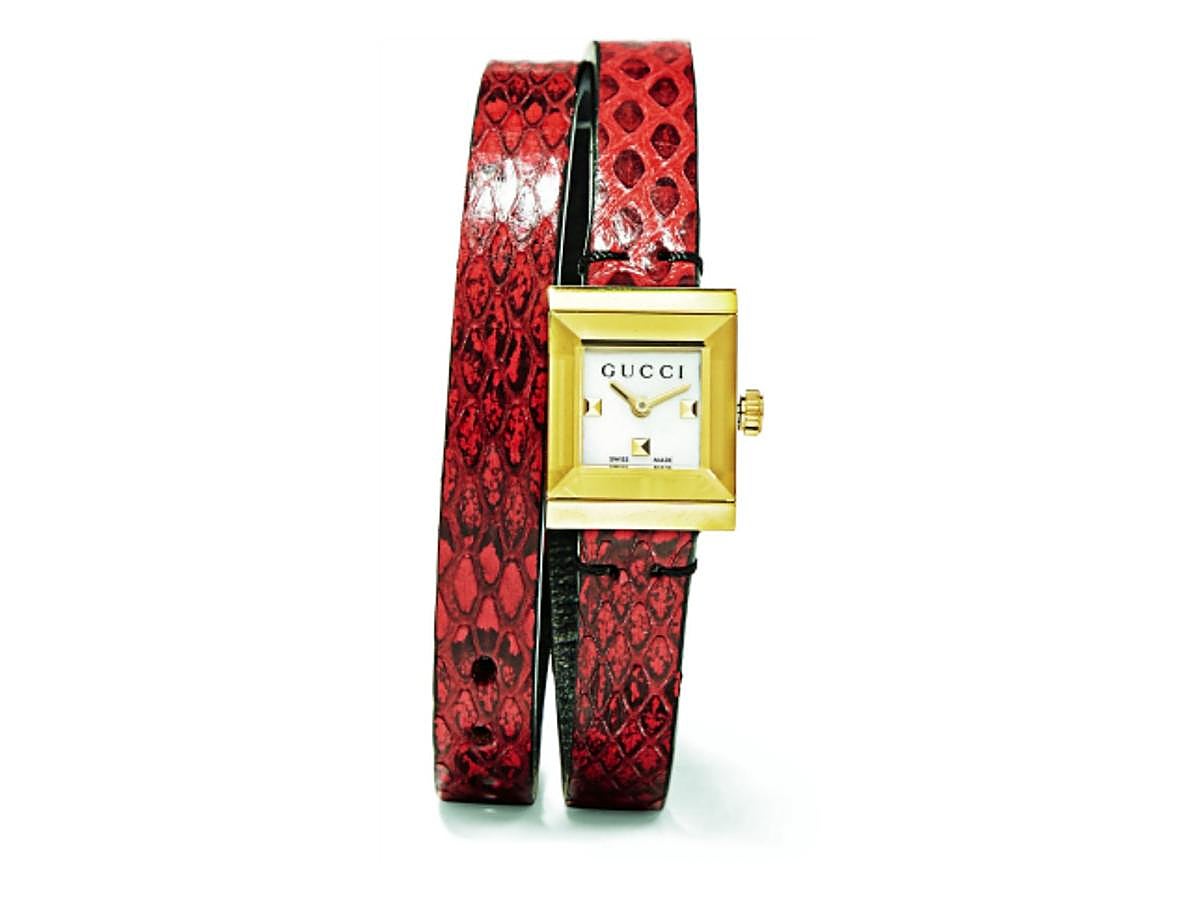 Reloj con pulsera doble de Gucci.