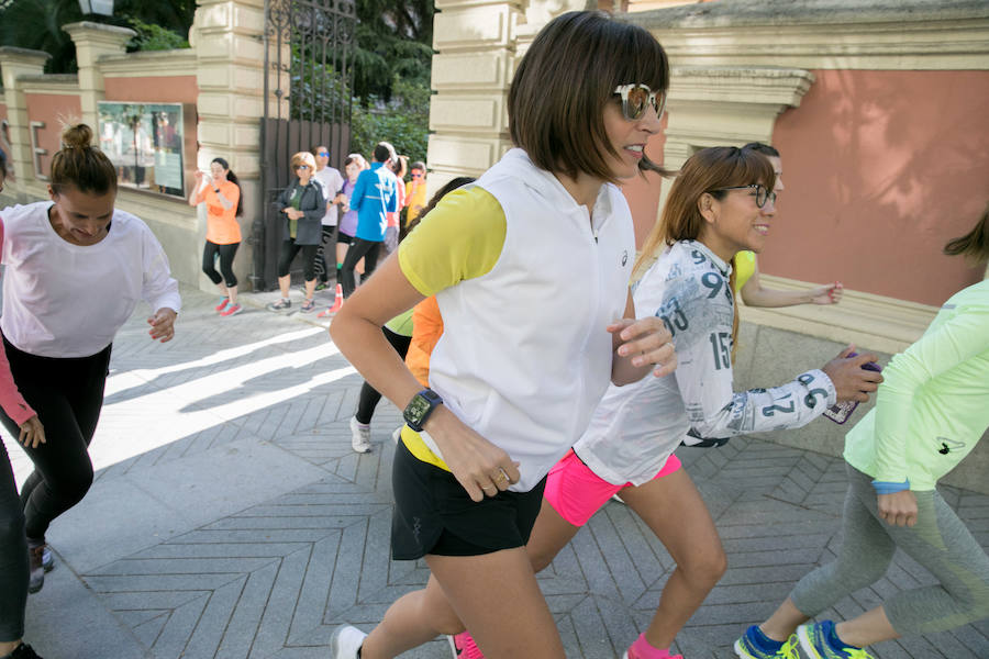La jornada arrancó de buena mañana con una carrera en la que Cristina Mitre, la famosa autora del blog 'The Beauty Mail', dio el pistoletazo de salida... y acompañó a nuestras lectoras por las calles de Madrid. ¡Sin el TomTom de su muñeca no hubiera podido ir midiendo sus resultados!