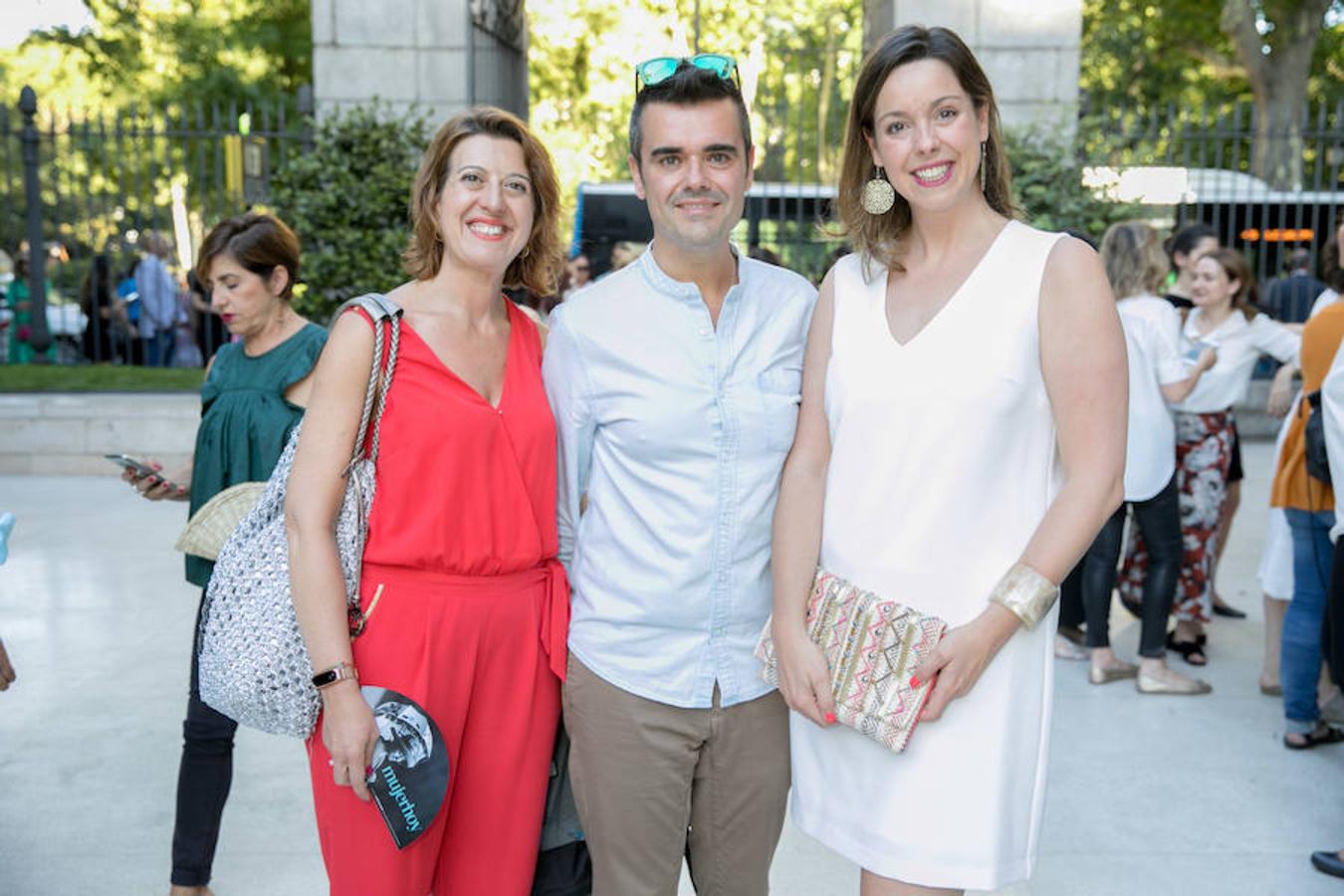 Soco Collado, directora de A.R.T.e, Óscar Máñez, de Optimedia; y Paula Martín-Voz, de CMVocento