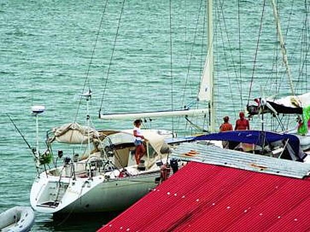 A bordo del velero Natalie, con el que navegó durante varios meses.