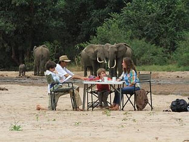 En clase, en el Parque Nacional de Terenguire (Tanzania).