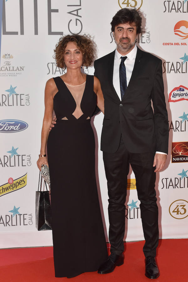 La colaboradora de la revista Corazón TVE estaba radiante con un diseño negro con transparencias en el escote