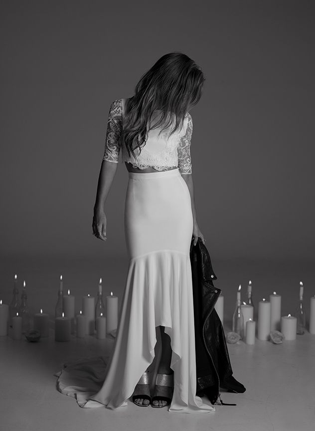 Novias románticas con espíritu 'rock and roll' y responsables con el planeta: Rime Adoraky no usa pieles en sus diseños.